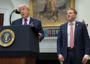 Trump ondermijnt emissieregelgeving en groene voertuignormen