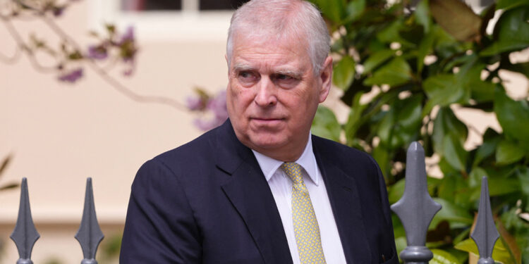 Britse aanklagers en politie delen geheime informatie over Prins Andrew en Epstein