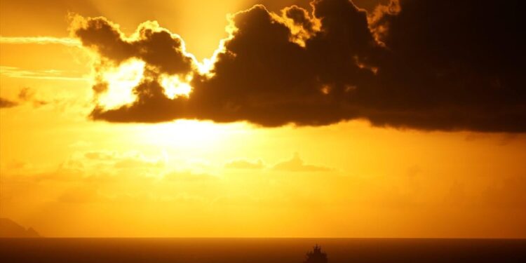 Kan de zon aardbevingen veroorzaken?