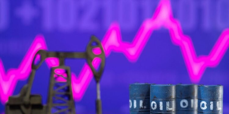 Olieprijsdaling door Trump’s uitspraken: 500 miljoen dollar ‘gespeeld’ vlak ervoor