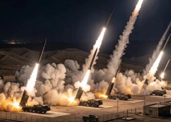 Neergeschoten Iraanse raket onderweg naar Souda door NAVO.