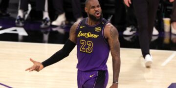 LeBron breekt record Jabbar en schrijft geschiedenis