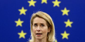 Telefonisch overleg tussen Europese functionaris en Iraanse minister van Buitenlandse Zaken