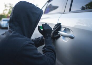 Rusland legaliseert autodiefstal in Europa: gevolgen voor internationale criminaliteit