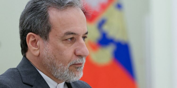 De nucleaire doctrine van Teheran blijft onveranderd na dood Larijani