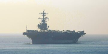 Derde Amerikaans vliegdekschip naar Midden-Oosten gestuurd