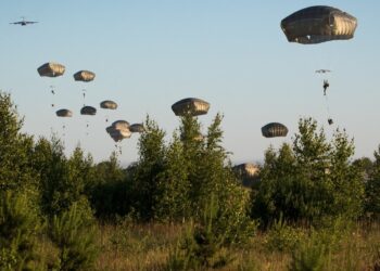 Amerikaanse troepenopbouw in Iran: aantallen en eenheden onthuld.