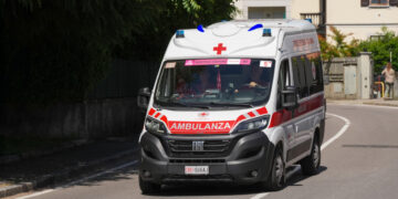 Familie verwoest door frontale botsing tijdens achtervolging in Rome