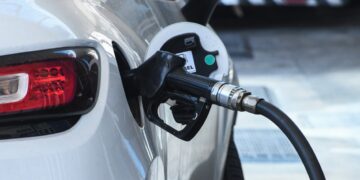 Spanje verlaagt BTW op brandstof naar 10% door conflict met Iran