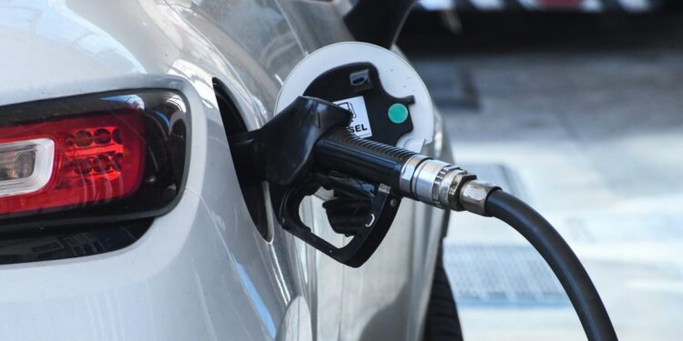 Spanje verlaagt BTW op brandstof naar 10% door conflict met Iran