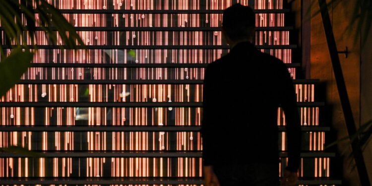 Onthulling van zakelijke activiteiten Iraans regime in Duitsland