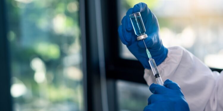 Meningitisepidemie na nachtclubfeest in VK: 20 gevallen gemeld