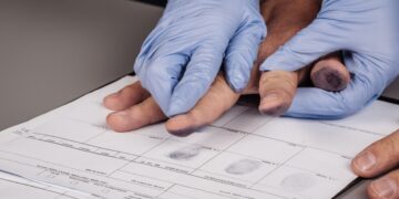 Beperkt gebruik foto’s en vingerafdrukken bij absolute noodzaak