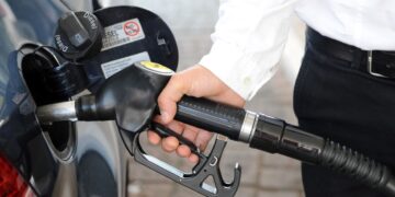 Oostenrijk verlaagt benzinebelasting vanwege oorlog in Iran