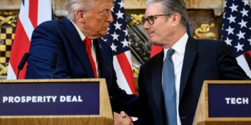 Telefonisch overleg Trump en Starmer over Midden-Oosten na kritiek president