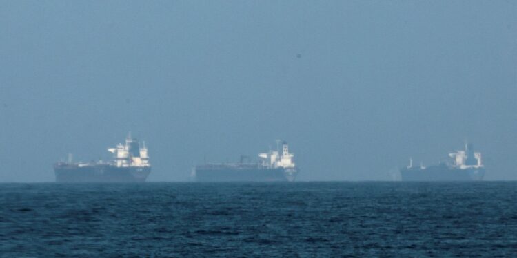 Revolutionaire Garde wacht op Amerikanen bij Straat van Hormuz