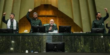 Amerikaanse grondinterventie in Iran volgens hoofd Iraans parlement