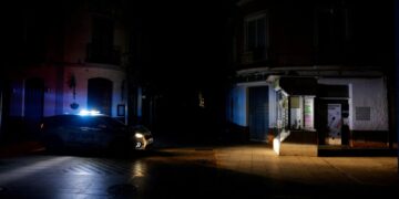 Spaanse regering verzoekt openheid over stroomstoringen in april