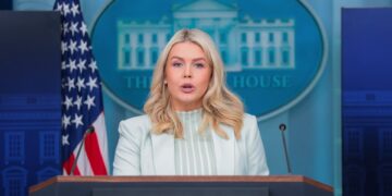 Amerika vernietigt Iraanse militaire kracht met overweldigende overwinning