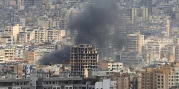 Israëlische tanks vallen grote steden in Zuid-Libanon binnen na dreiging Trump