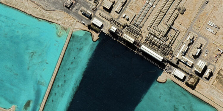 Olieprijs stijgt naar $150 per vat door stopzetting productie Perzische Golf