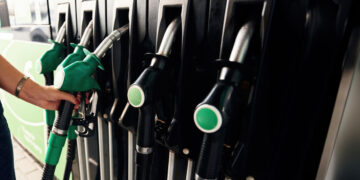 Moskou stopt export benzine om prijzen onder controle te houden