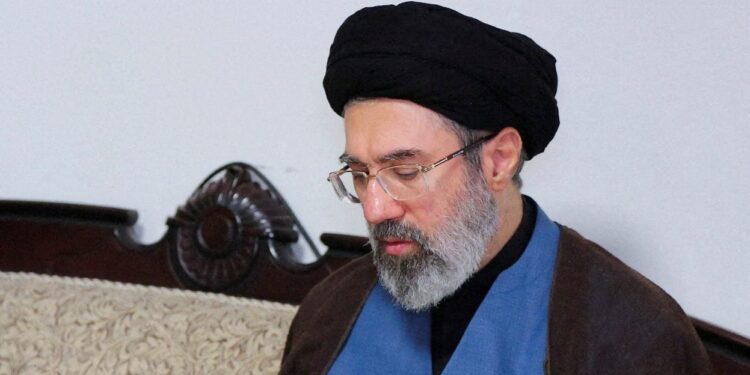 Mojtaba Khamenei waarschuwt vijanden van Iran met dreigementen