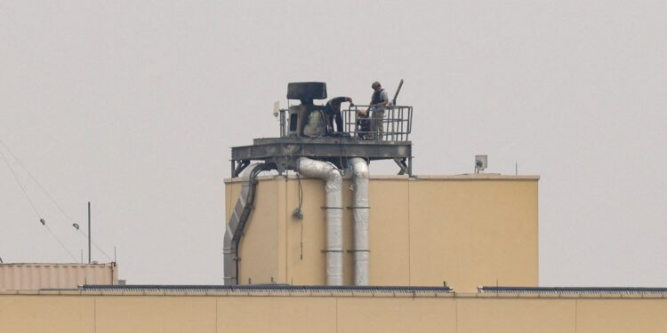 NAVO verplaatst missiepersoneel Irak naar Europa