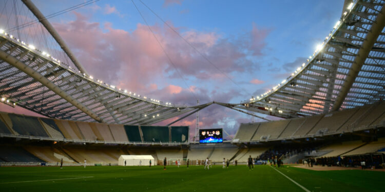 Drie arrestaties bij controles voor voetbalwedstrijd in OAKA.