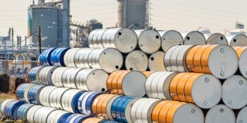 Koeweit verlaagt olieproductie vanwege spanningen met Iran