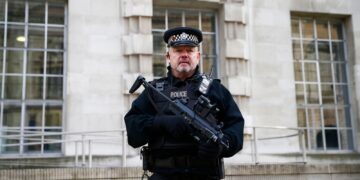 Terror dreiging in VK onder herziening na Iran aanvallen, zegt minister van Defensie