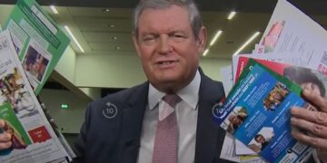 Verbod op verkiezingsfolders in vreemde talen volgens Tory plan