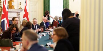 Belastingverlaging en afschaffing NI om werken te stimuleren