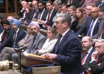 Starmer weigert deel te nemen aan aanvallen op Iran met VS en Israël