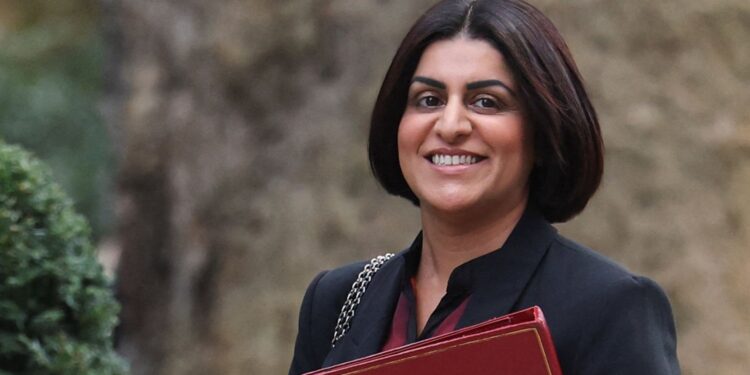 VK kondigt ‘ongekende’ visumverbod aan in asielcrackdown