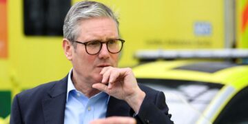 Starmer eist einde artsstakingen binnen 48 uur