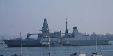 HMD Dragon’s overgang naar Cyprus uitgesteld voor reparaties van 9 tot 5