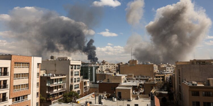 Israël bombardeert Iran met 2.000 bommen in 36 uur