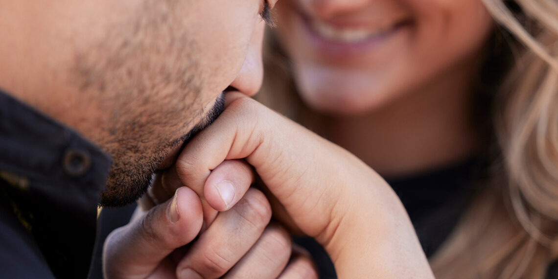 Schokkend: Handdruk zonder toestemming leidt tot seksueel misbruik in Spanje