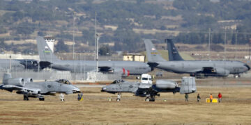 Iraanse raketten gericht op vliegbasis Incirlik in Turkije, zegt Amerikaanse functionaris