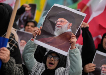 Khamenei overleden: instorting regime Iran? 7 vragen en antwoorden voor morgen