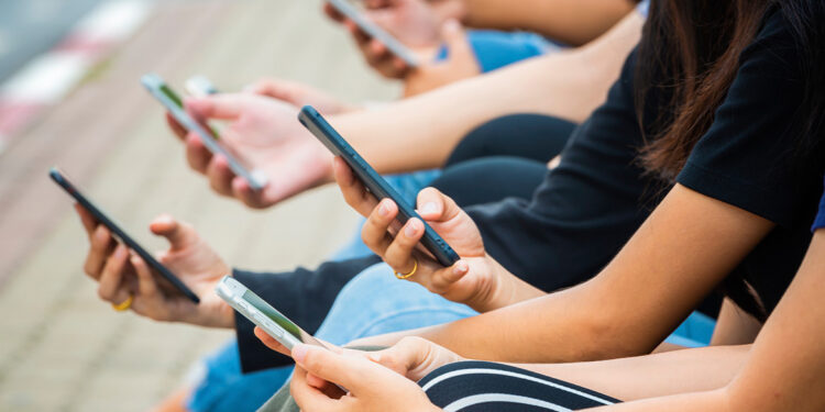 Meta en YouTube schuldig aan verslaving minderjarigen, betalen 3 miljoen schadevergoeding