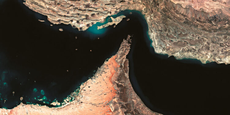 De strategische macht van de eilanden in de Straat van Hormuz