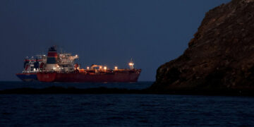 Iraanse tanker doorbreekt Amerikaanse blokkade en meerde aan in haven