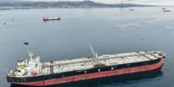 Revolutionaire Garde sluit Straat van Hormuz opnieuw