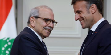 Libanon eist terugtrekking Israëlische troepen en voorkomt hervatting oorlog, zegt Macron