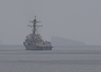 Missie: Ontginning Straat van Hormuz door Amerikaanse strijdkrachten gestart