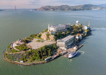 Trump eist 152 miljoen voor heropening Alcatraz als gevangenis