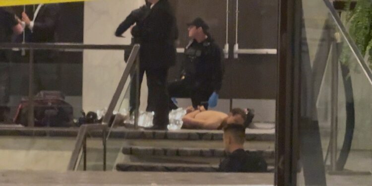 Geschriften van de schutter: haat en anti-Trumpisme bij diners.