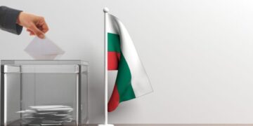 Stembussen geopend in Bulgarije, oud-president Rumen Radev favoriet